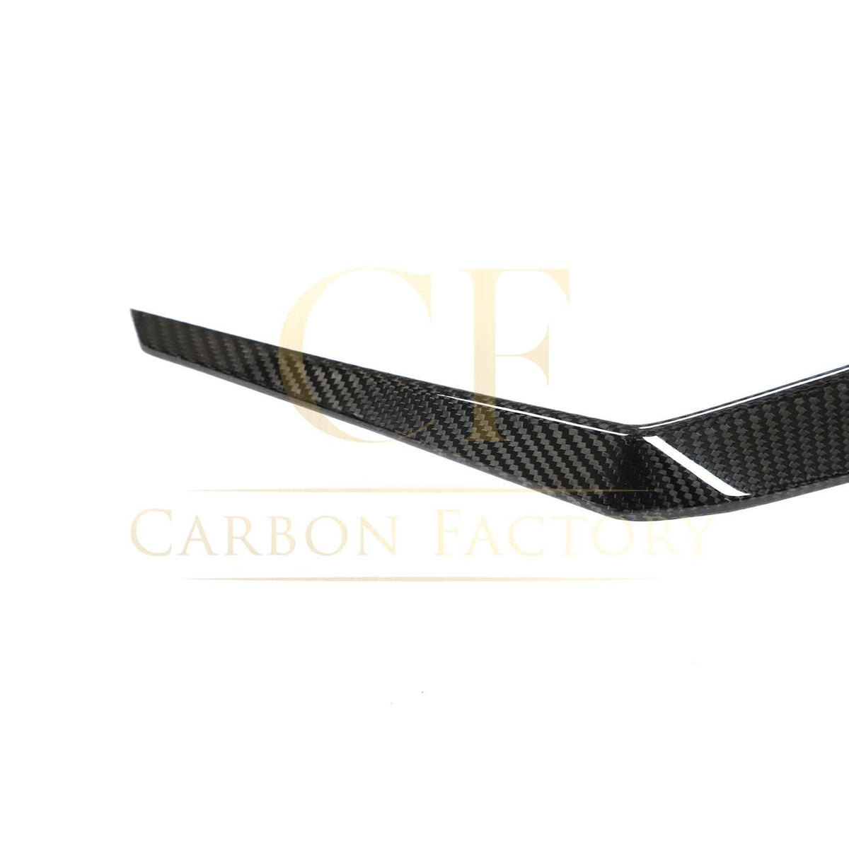 Pre-Preg Carbon Fibre Rear Bumper Trims for Lamborghini Urus 18-21