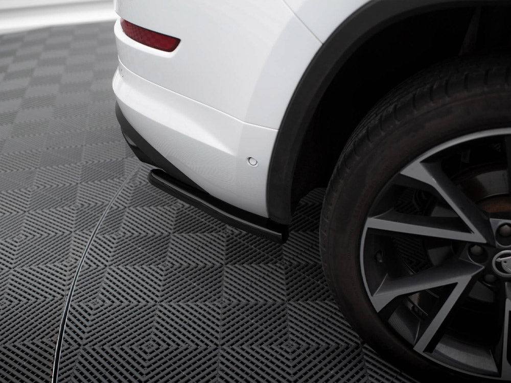 Maxton Design - Aftermarket  REAR SIDE SPLITTERS SKODA KODIAQ SPORTLINE *VERSION WITH MUDFLAPS* (2017-2021)