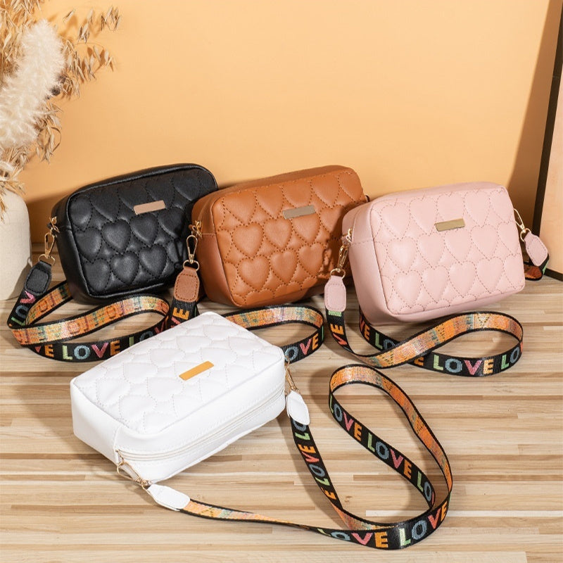 All-matching Casual Heart-shaped Embroidered Bag