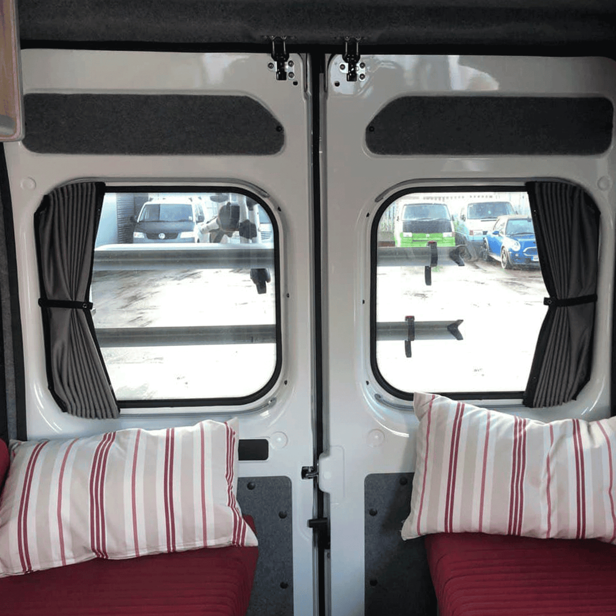 For Vauxhall New Vivaro Premium Barn Door Window Curtain – Van Interior Styling | Van-X