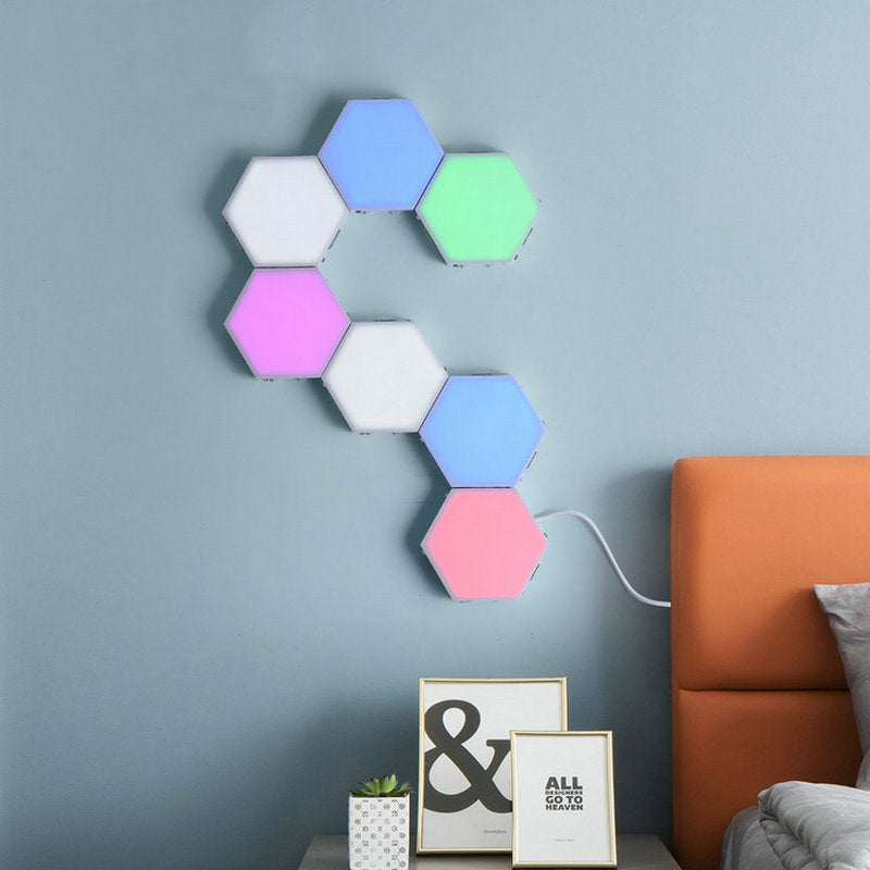 Compatible with Apple, Wireless Smart Phone Controlled LED Modular Honeycomb Light DIY Assembly Hexagonal Quantum Light Working With Android IOS System