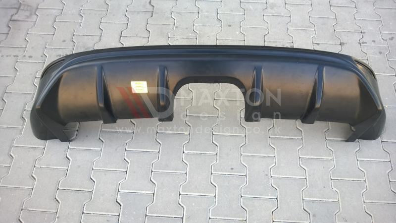 Maxton Design - Aftermarket  REAR VALANCE RS2015 LOOK FORD FOCUS MK3 ST (PREFACE)