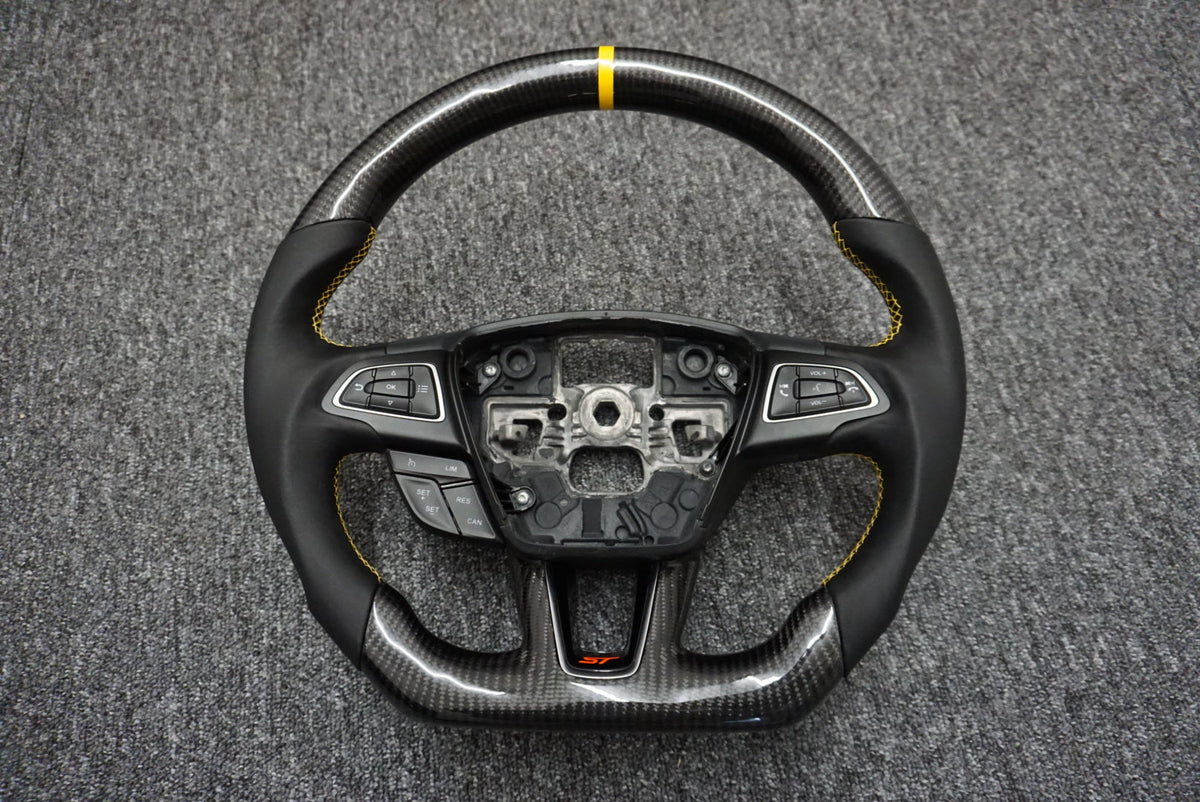 Ford Focus MK3.5 Base / ST / RS Carbon Fibre Steering Wheel (Custom 2014 - 2018)