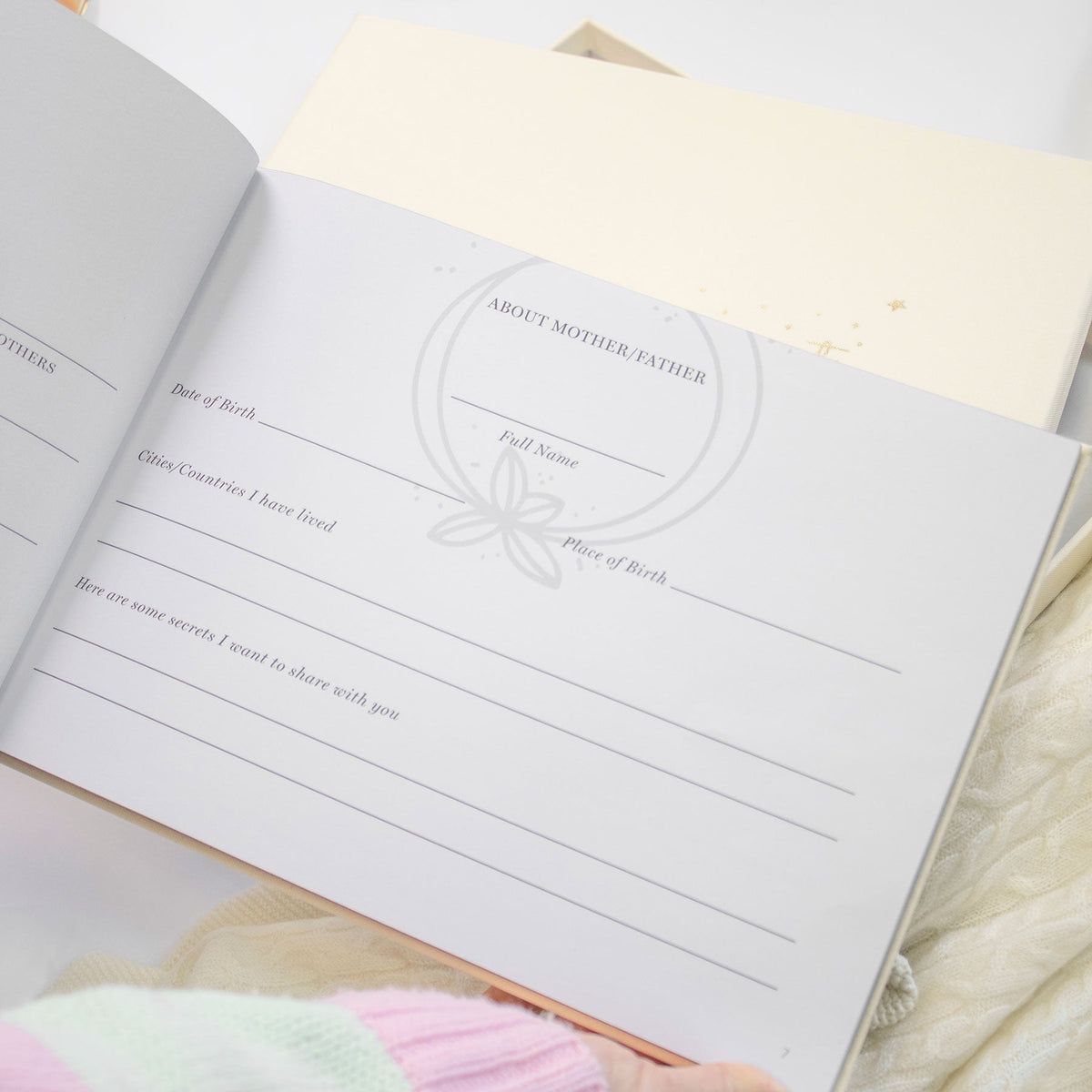 LUXURY BABY MEMORY BOOK