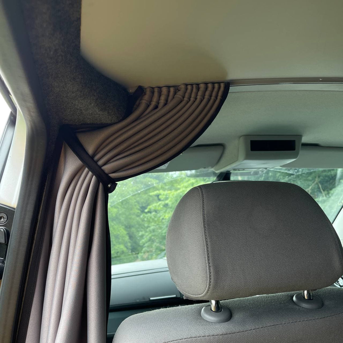 For VW T6/T6.1 Transporter Cab Divider Curtain Kit with Rail Premium Quality - Van-X