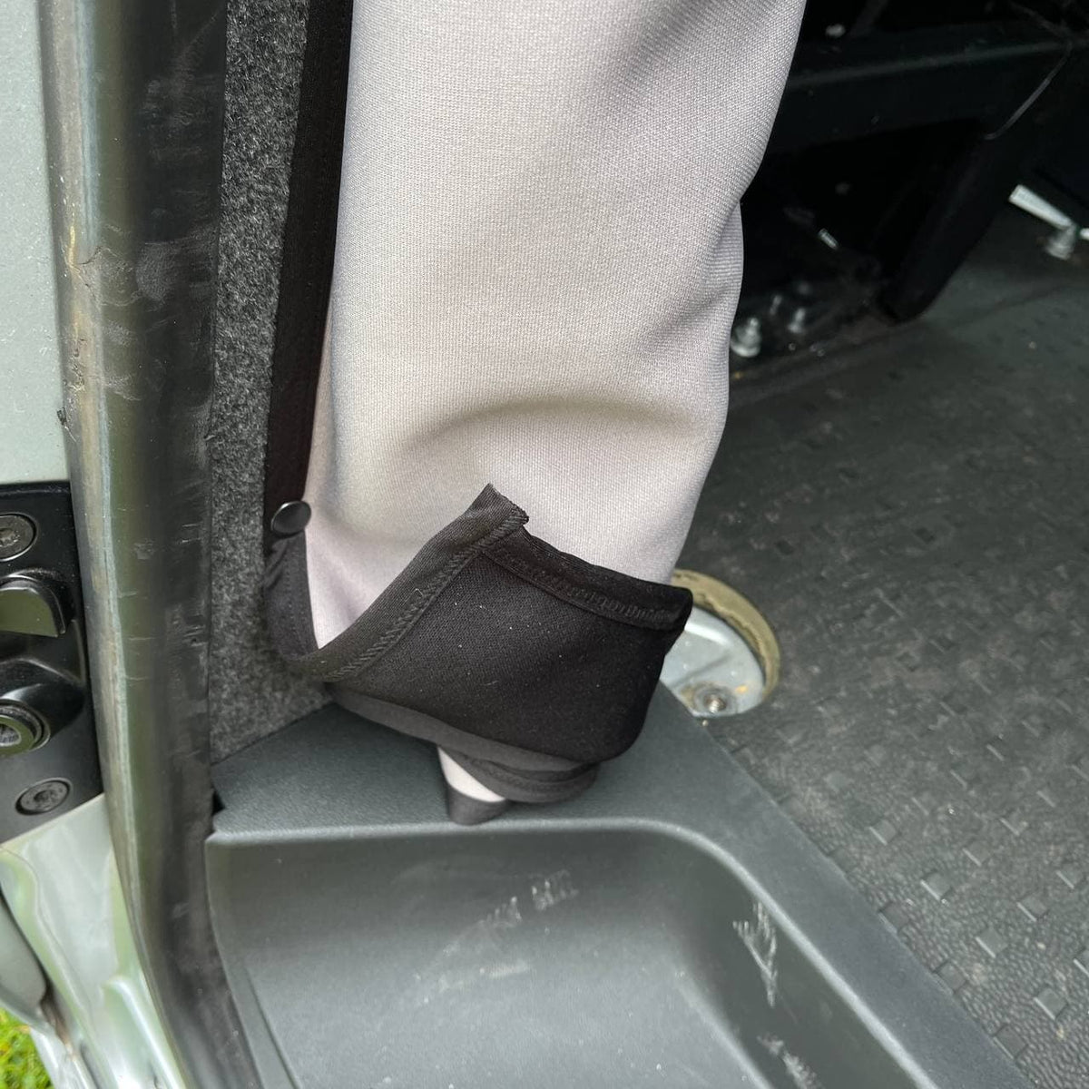 For Fiat Doblo Cab Divider Curtain Kit with Rail Premium Quality - Van-X