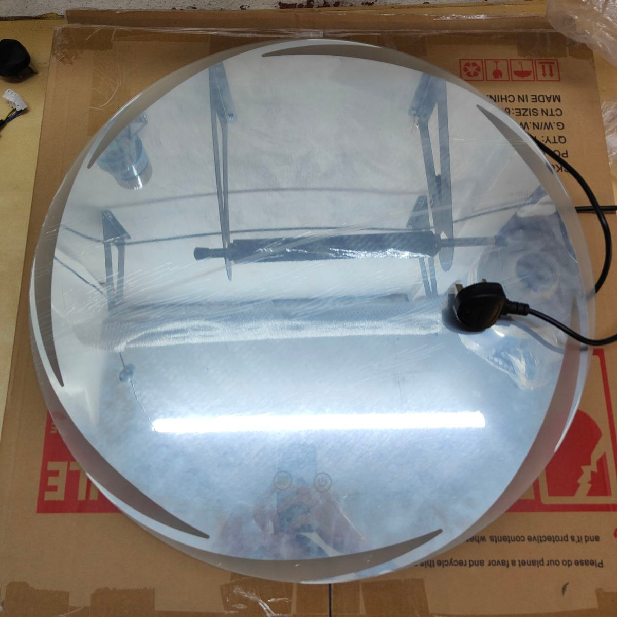 LED Round Bathroom Mirror with Demister 60 cm Touch Sensor Wall Mounted UK Plug