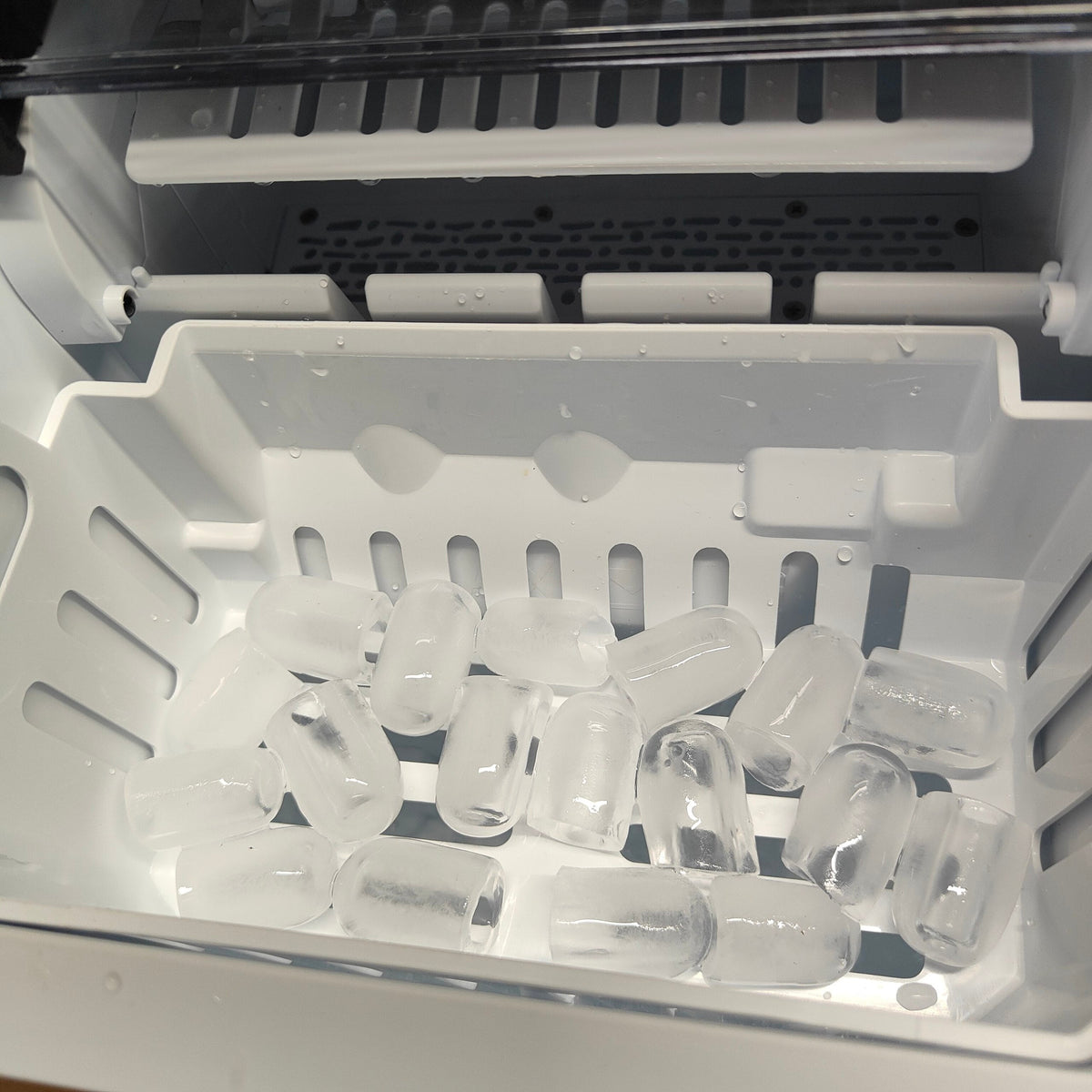 Ice Maker Machine 1.5L Countertop Self Cleaning Portable Compact Ice Maker iN