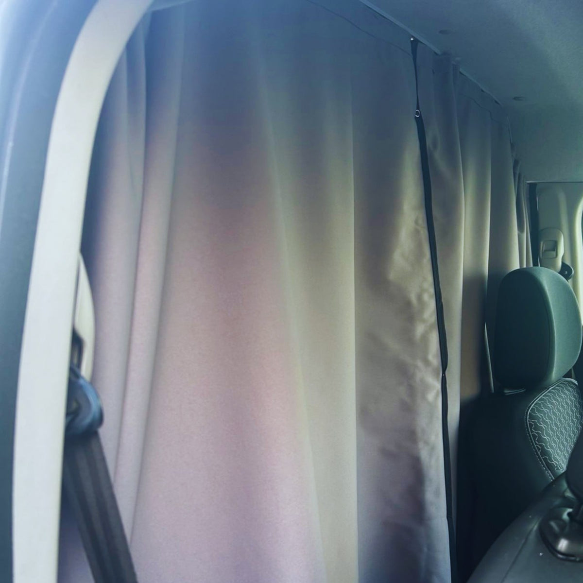 For Vauxhall Vivaro Cab Divider Curtain Kit with Rail Premium Quality - Van-X
