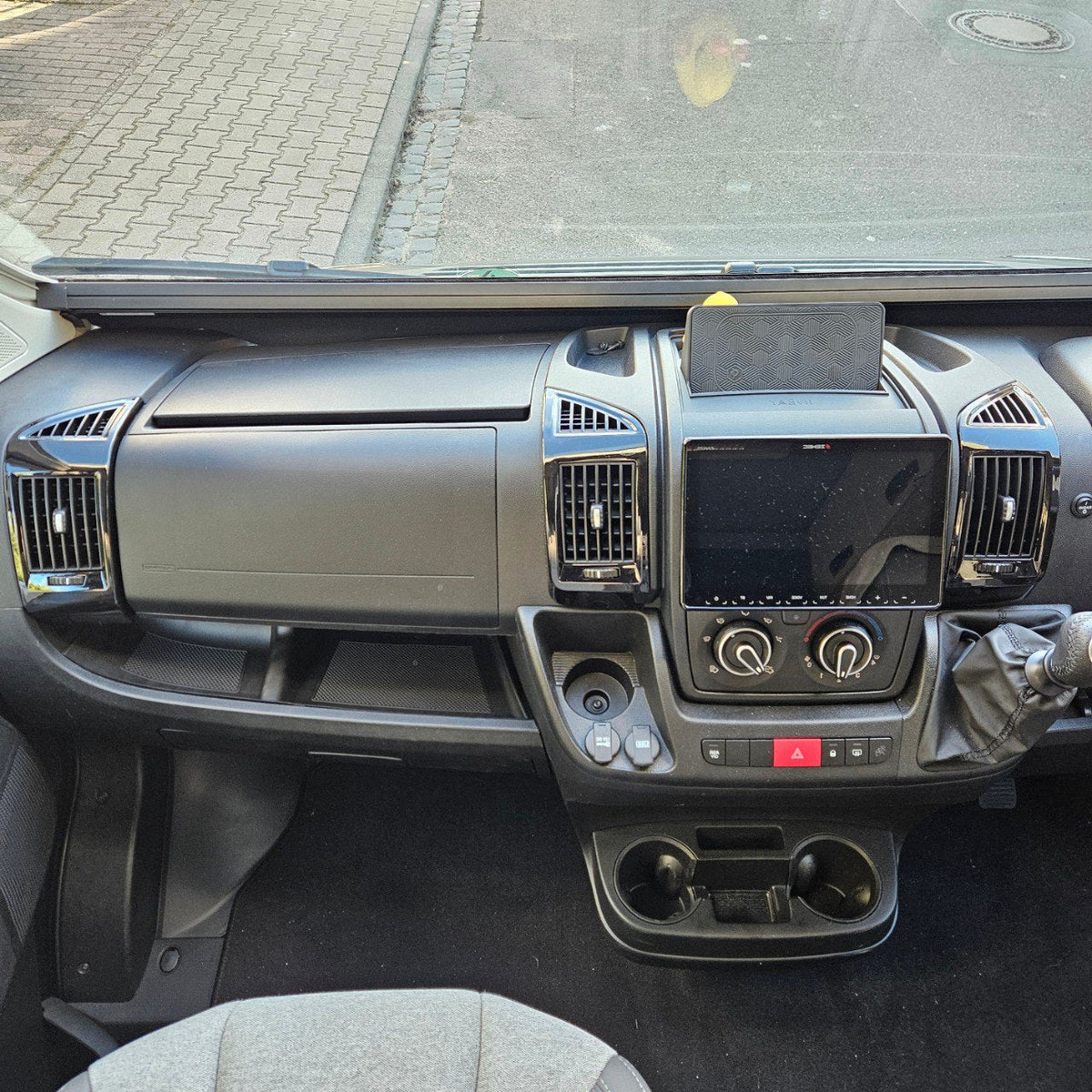 For Peugeot Boxer Dashboard Air Vent (Black) – Painted OEM Replacement, Ready to Fit | Van-X
