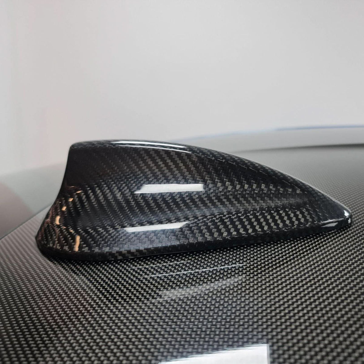 Pre-Preg Carbon Fibre Shark Fin Antenna Cover for BMW G11 G12 7 Series 15-22