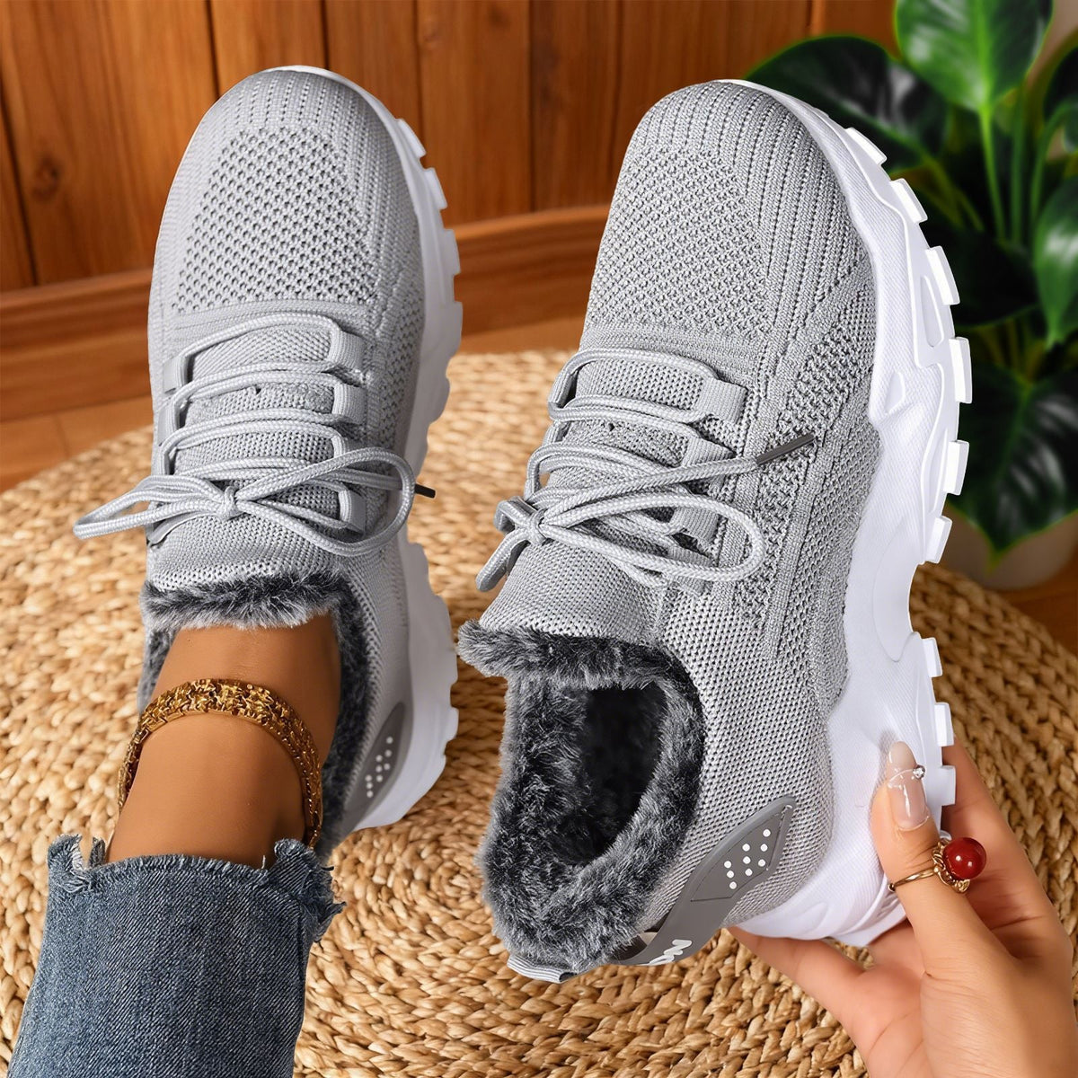 Fly-Woven Breathable Casual Shoes