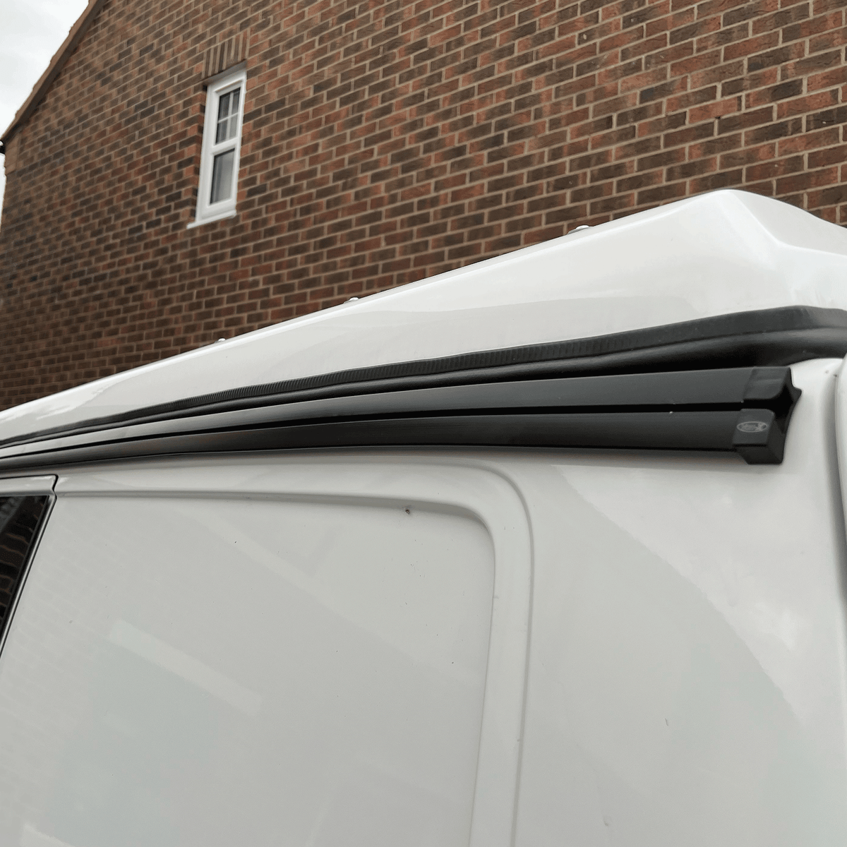 For VW T5 Black Campervan Awning Rails - Ideal for Campervan Drive-Away Awnings & Reimo Compatibility