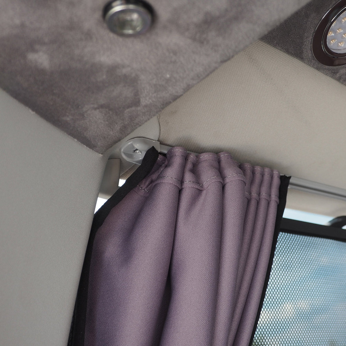 For VW T5 Caravelle / Shuttle 1 x Side Curtain Kit | Campervan Blackout Blind | Window Curtain | Van-X